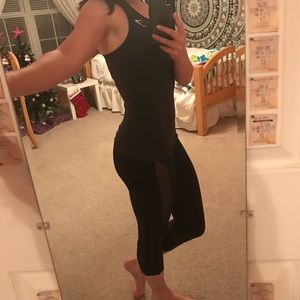 Gymshark Capri Mesh Cut Out Leggings with Pockets